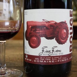Vin-Finot-Tracteur-Rouge Vin-Finot-Tracteur-Rouge